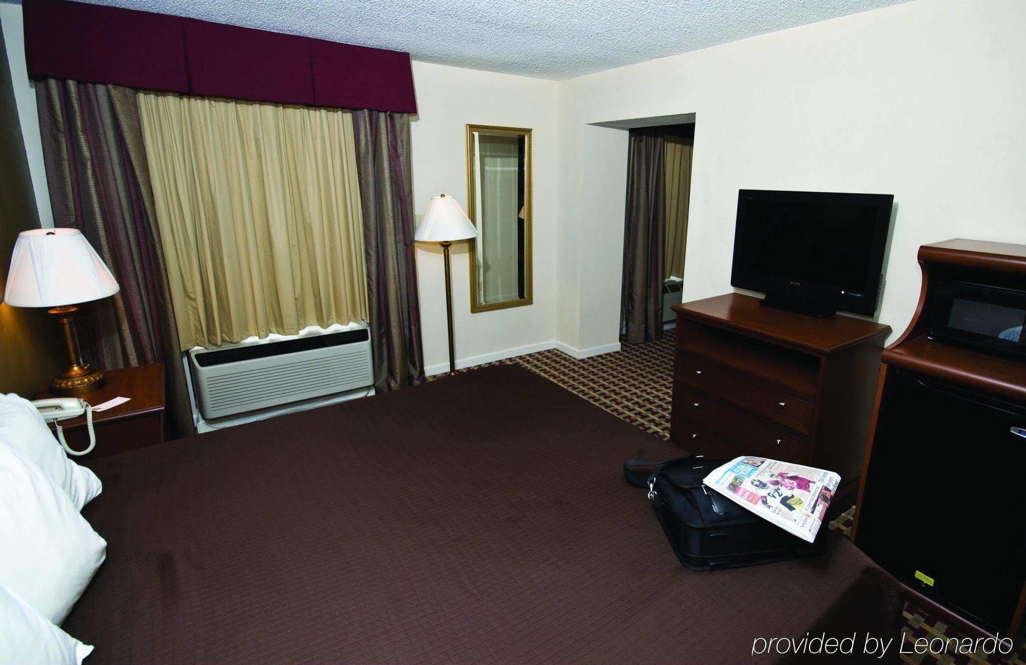Surestay Plus Hotel By Best Western Jackson Habitación foto